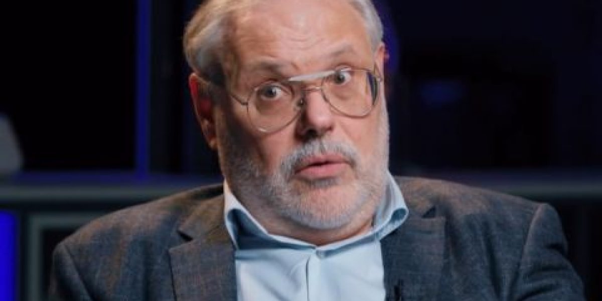 Трамп и Путин: зачем президент США играет в «несогласие» с Кремлем? Трамп и Путин: зачем президент США играет в «несогласие» с Кремлем?