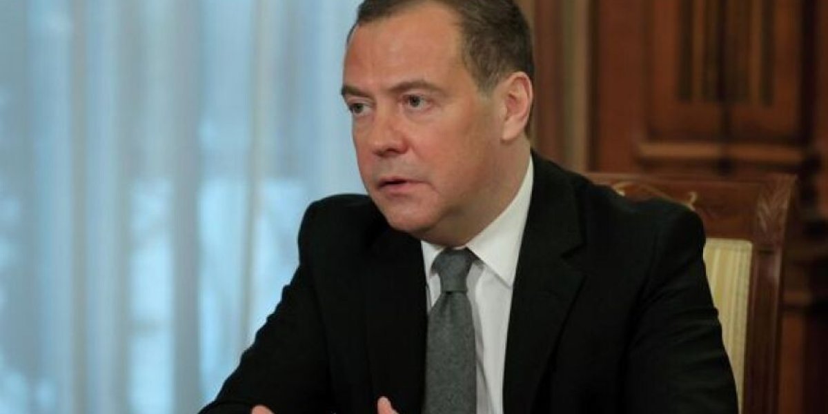 На сколько вырастет МРОТ к 2027 году: важное заявление от Дмитрия Медведева На сколько вырастет МРОТ к 2027 году: важное заявление от Дмитрия Медведева