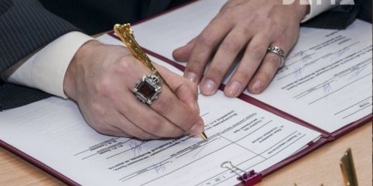 Нотариусы теперь обязаны проверять ваших родственников: что изменилось в наследстве с 2026 года Нотариусы теперь обязаны проверять ваших родственников: что изменилось в наследстве с 2026 года