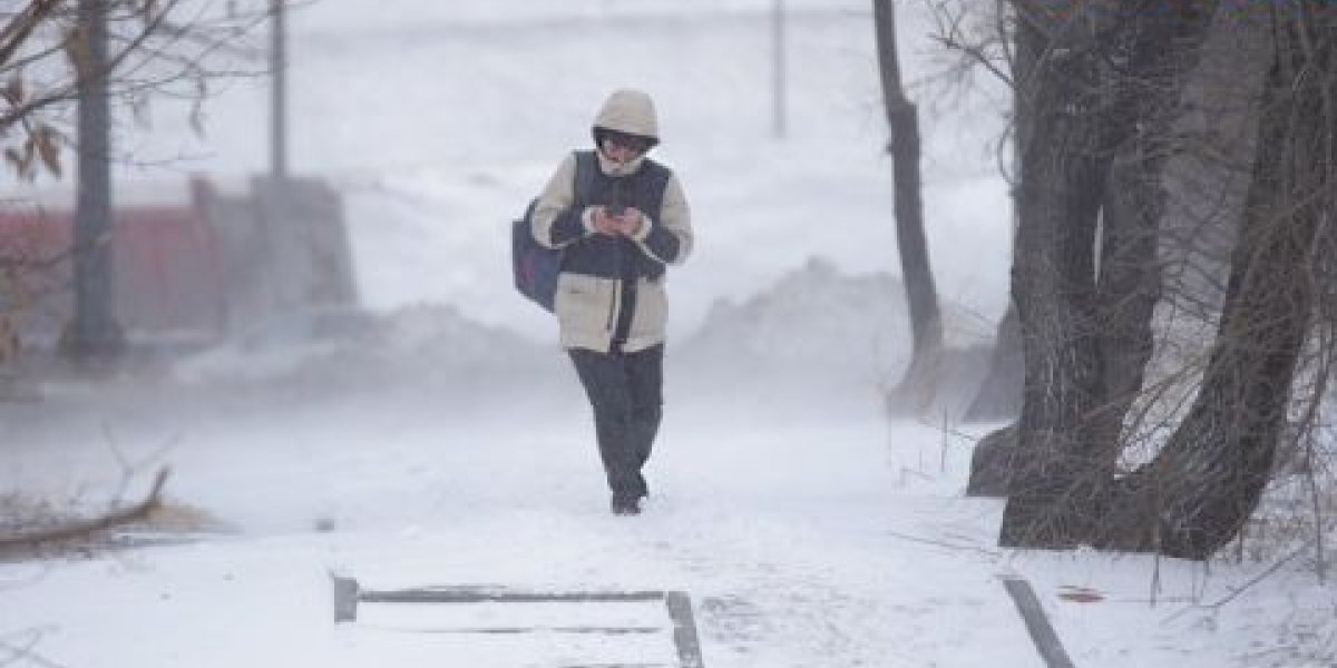 Ходить без шапки зимой опасно: врач рассказала о скрытых угрозах для здоровья Ходить без шапки зимой опасно: врач рассказала о скрытых угрозах для здоровья